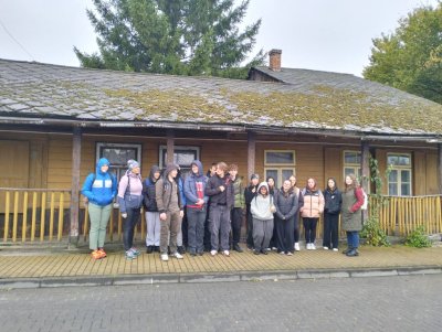 Okładka albumu: Młodzież z Sawina z wizytą w Wojsławicach